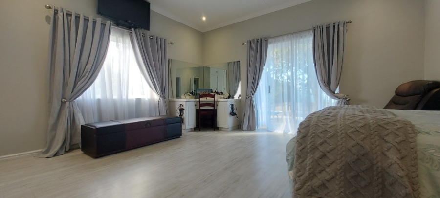 3 Bedroom Property for Sale in Albertinia Western Cape